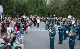 Юбилейные торжества оркестров Национальной гвардии Казахстана: 10 лет Военно-оркестровому центру и 60 лет оркестру воинской части 5573