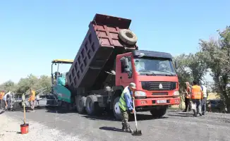 Ремонт внутрипоселковых улиц и дорог в Жетісу за три года