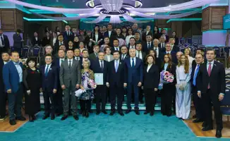 Партия AMANAT представила отчет о завершении проекта «Қарызсыз қоғам», направленного на улучшение финансовой грамотности казахстанцев.
