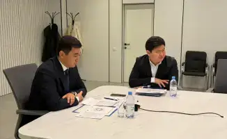 Вице-министр Куандык Кажкенов провел прием граждан по вопросам жилищного обеспечения и инфраструктуры