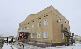 В Кендерли открыли новое здание акимата и передали служебные автомобили