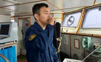 Волны Каспия: военные моряки отработали искусство морского боя