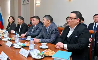 Встреча делегации области Абай с казахской диаспорой в Омске