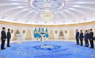 Президент Казахстана поздравил Геннадия Головкина с избранием президентом World Boxing и наградил орденом Барыс I степени