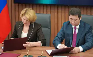 Обсуждение Айдарбека Сапарова и Оксаны Лут: новые перспективы для двусторонней торговли Казахстана и России