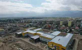 Трёхсменные школы в Алматинской области: эхо прошлого уходит в тень новых зданий