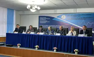 Обсуждение инноваций в охране здоровья работников на международной конференции в Караганде