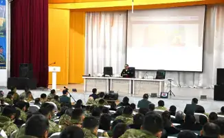 Разъяснительная работа Минобороны в Восточном Казахстане