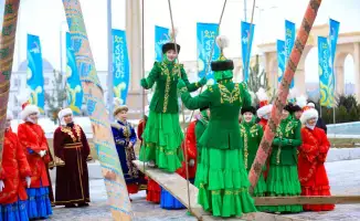 Мода как мост между культурами: дизайнеры со всего мира собрались в Актобе на фестивале традиций