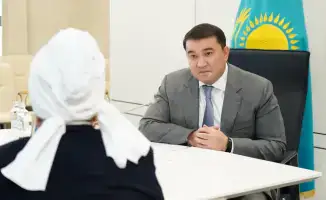 В Туркестане жители решают проблемы напрямую с властями: 1025 личных приемов за 9 месяцев