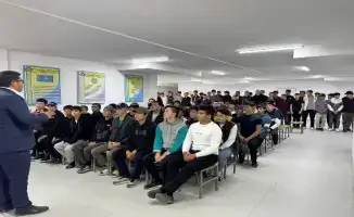 В Туркестанской области прошла встреча для призывников о борьбе с терроризмом