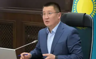 Аким Павлодарской области Асаин Байханов не собирается отказываться от использования соцсети Threads, несмотря на критику в свой адрес после создания личного аккаунта.