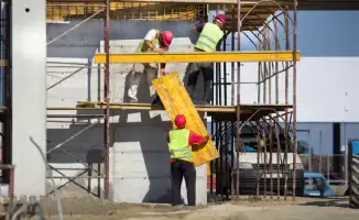 Увеличение квот на мигрантов в Казахстане: как смягчение условий привлечения иностранной рабочей силы повлияет на рынок труда и экономику страны?