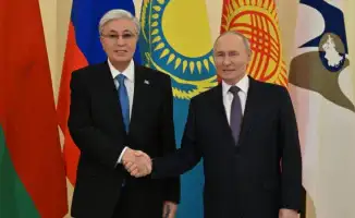 Президент Казахстана Касым-Жомарт Токаев прибыл в президентскую библиотеку имени Б.Н. Ельцина для участия в заседании Высшего Евразийского экономического совета.