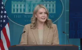 США анонсируют значительные изменения в мирном плане по Украине, заявляет пресс-секретарь Белого дома