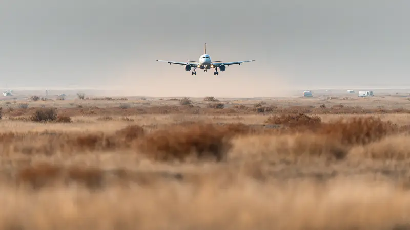 Иностранцы отказались покидать самолет в Актау: необычная ситуация с рейсом Стамбул—Актобе Pegasus Актобе