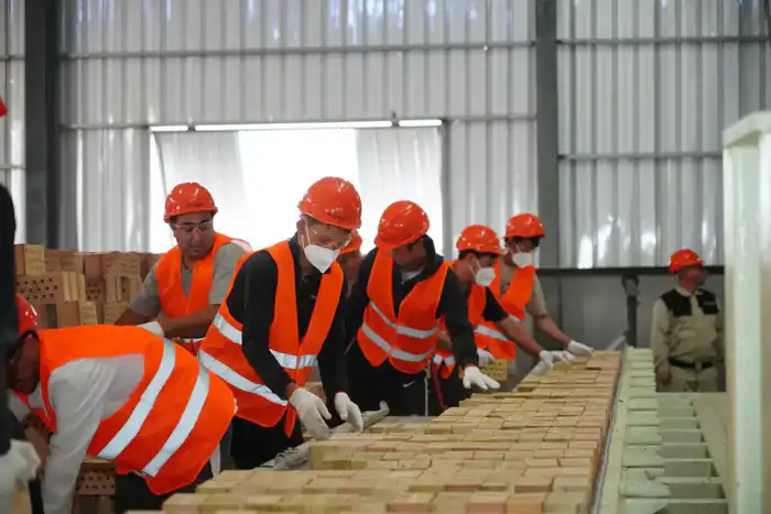 ТУРКЕСТАН: В ОРДАБАСИНСКОМ РАЙОНЕ РЕАЛИЗУЮТСЯ ИНВЕСТИЦИОННЫЕ ПРОЕКТЫ И СТРОЯТСЯ НОВЫЕ ЗАВОДЫ (4)