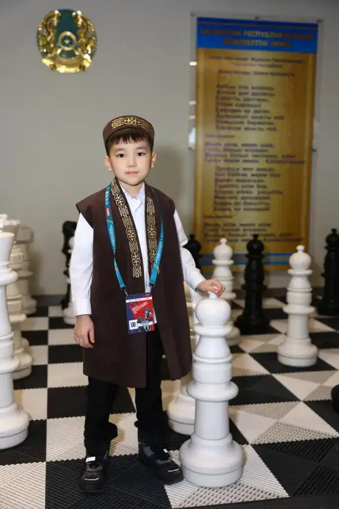 В ЧЕМПИОНАТЕ КАЗАХСТАНА ПО ШАХМАТАМ СРЕДИ ЮНИОРОВ В ТУРКЕСТАНЕ ПРИНИМАЮТ УЧАСТИЕ 1052 СПОРТСМЕНА (8)