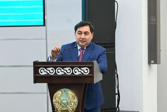Государственная служба на перекрестке перемен: Дархан Жазыкбай делится видением с министерскими коллегами Актобе