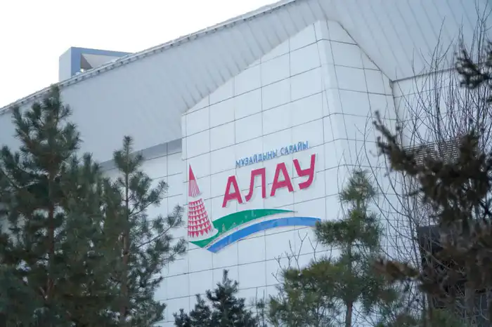 Губернатор Акмолинской области встретился с конькобежцами, представляющими Казахстан на зимних Олимпийских играх Актобе