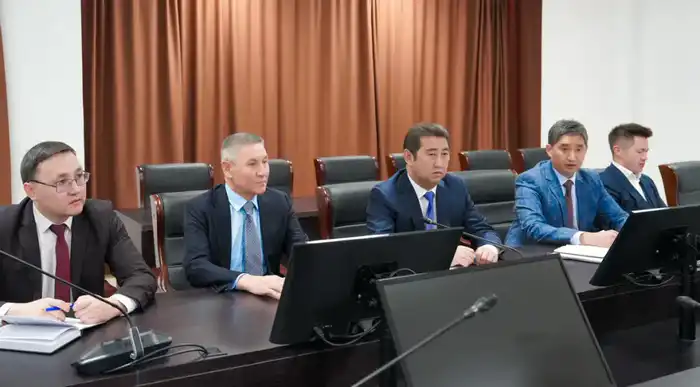 Перспективы экспорта казахстанской животноводческой продукции обсуждаются на встрече министра сельского хозяйства с бизнесменами Актобе