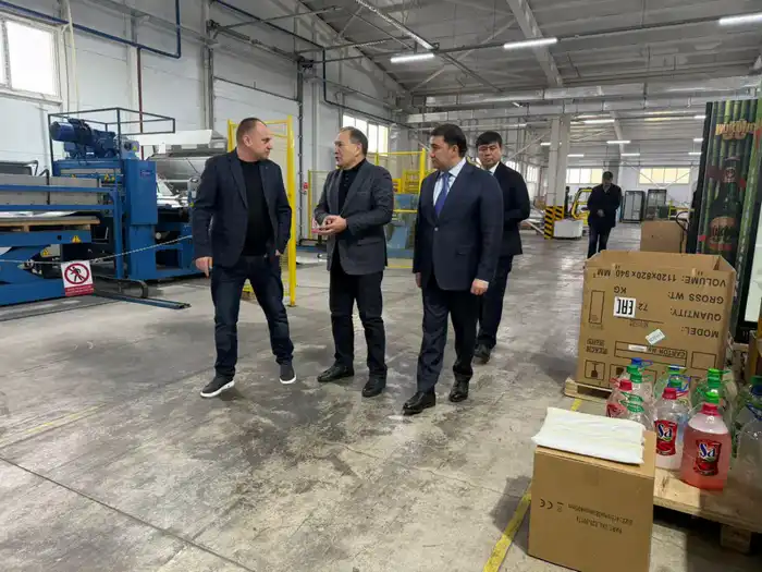 ЕРАЛЫ ТОГЖАНОВ ОЗНАКОМИЛСЯ С ИНДУСТРИАЛЬНЫМ ПОТЕНЦИАЛОМ ТУРКЕСТАНСКОЙ ОБЛАСТИ (2)