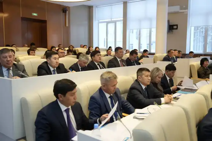 В ВКО планируется обеспечить интернетом в течение года 99% населения (2)