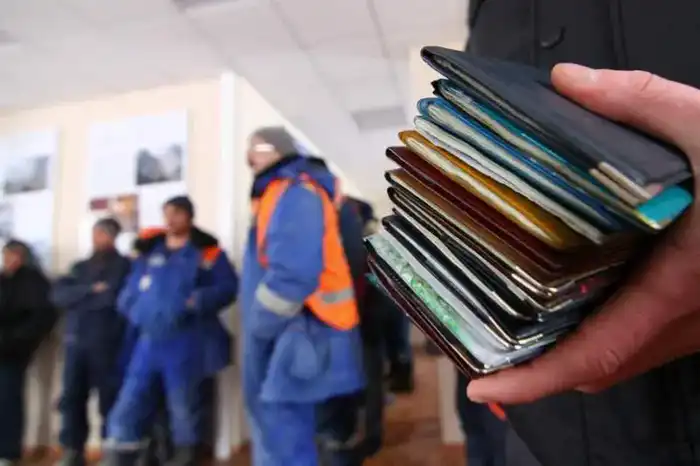 В Казахстане в 2025 году зарегистрировано 14 210 иностранных работников Актобе