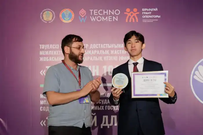 Грант «Тәуелсіздік ұрпақтары» дал проекту возможность выйти за рамки школьной инициативы: грантообладатель (4)