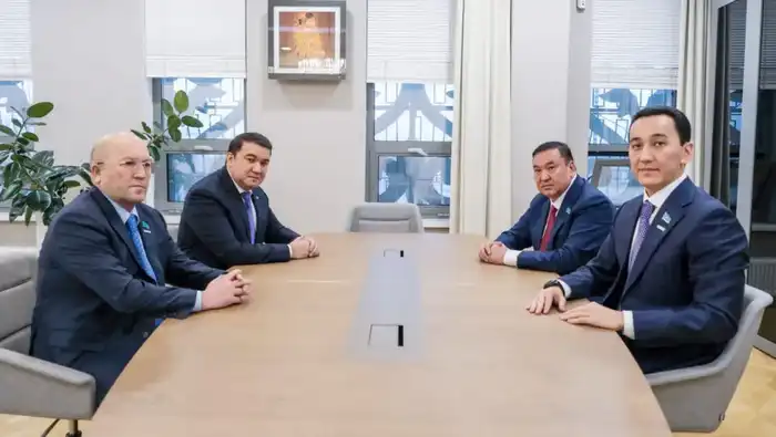 Обсуждение социально-экономического развития региона: Нуралхан Кушеров встретился с депутатами Мажилиса Актобе