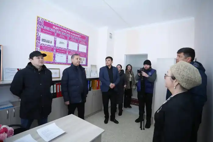 Нурдалет Килыбай проверяет социальные и инфраструктурные проекты в селе Сайотес Актобе