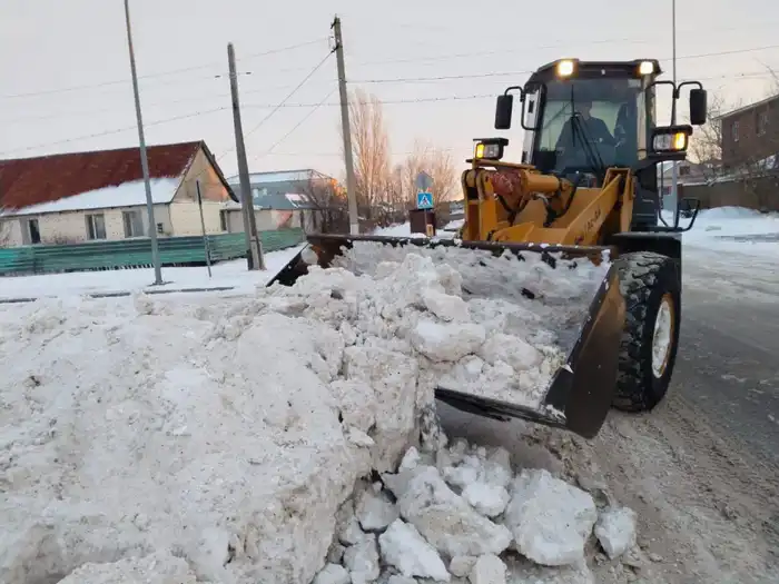 Уборка снега в Астане более двух миллионов кубометров с начала зимы Актобе