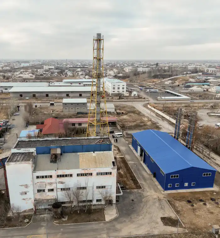 Обеспечение тепла для 12 261 домохозяйства: Нуралхан Кушеров контролирует работу теплоцентрали в Туркестане перед зимой Актобе