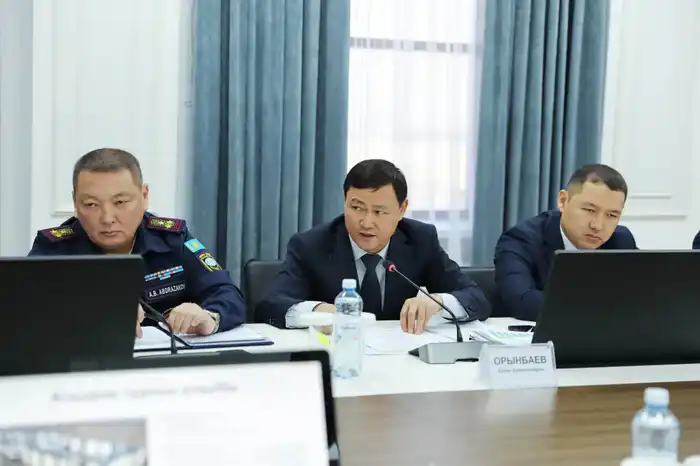 Аким Жамбылской области Ербол Карашукеев акцентирует внимание на подготовке к паводковому сезону Актобе