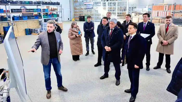 Вице-премьер Жаслан Мадиев ознакомился с динамикой цифровой трансформации Карагандинской области (5)
