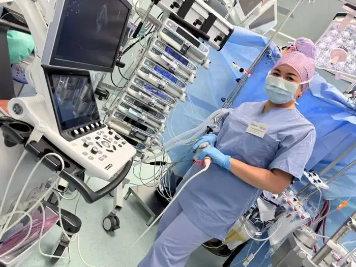 СТОЛИЦА — МЕГАПОЛИС, ГДЕ СОЧЕТАЕТСЯ СОВРЕМЕННАЯ МЕДИЦИНА И ПЕРЕДОВЫЕ ТЕХНОЛОГИИ. (4)