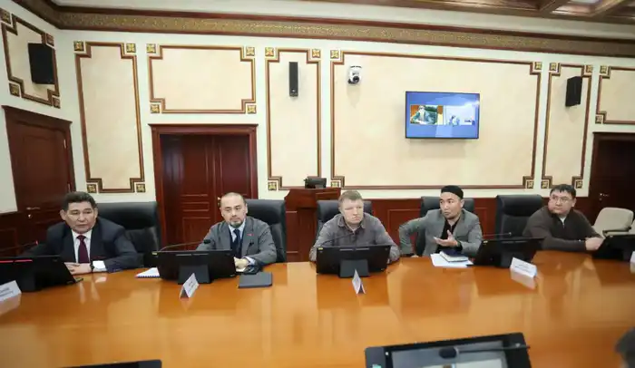 Аким Мангистауской области поддержал инвестиционные проекты в энергетике для Жанаозена Актобе