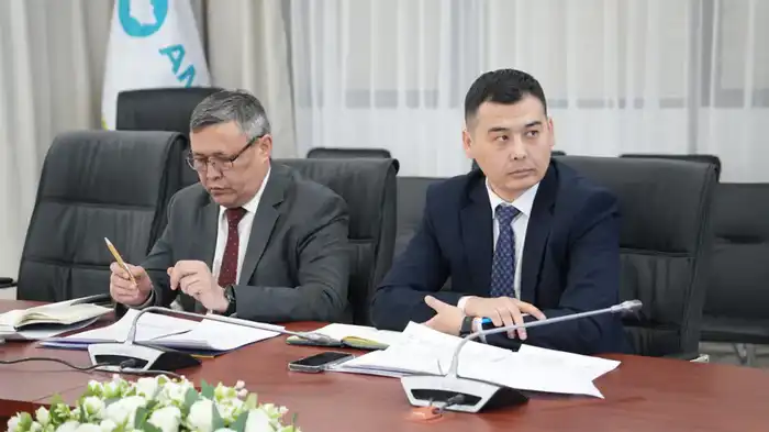 Проведено совещание по проводимым работам на осушенном дне Аральского моря (6)