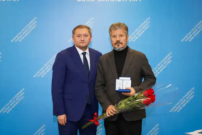 В Астане молодым ученым вручили сертификаты на жилье для поддержки научной деятельности Актобе