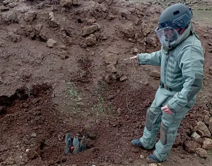 Казахстанские саперы завершили уничтожение более 1200 взрывоопасных предметов на Голанских высотах Актобе