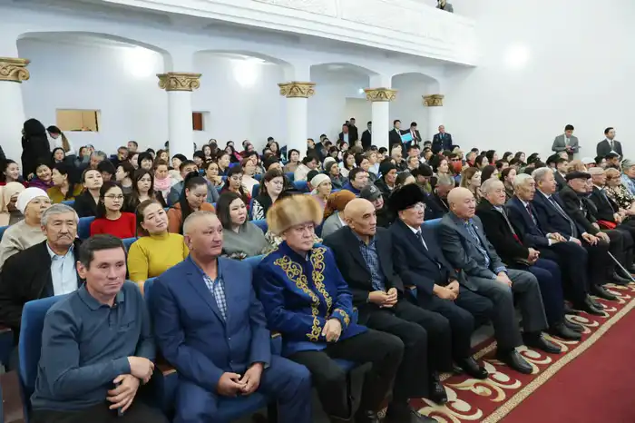 Встреча Ербола Карашукеева с жителями Тараза Актобе