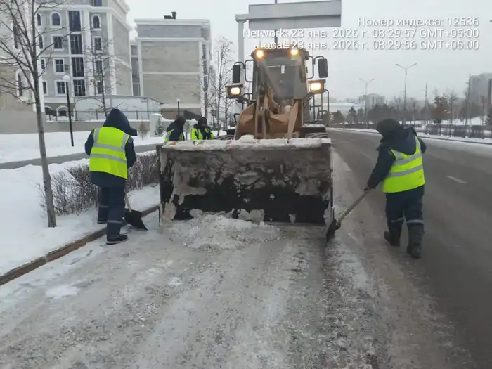 Астана: город-снежный фронт с армией спецтехники в борьбе с зимним натиском Актобе