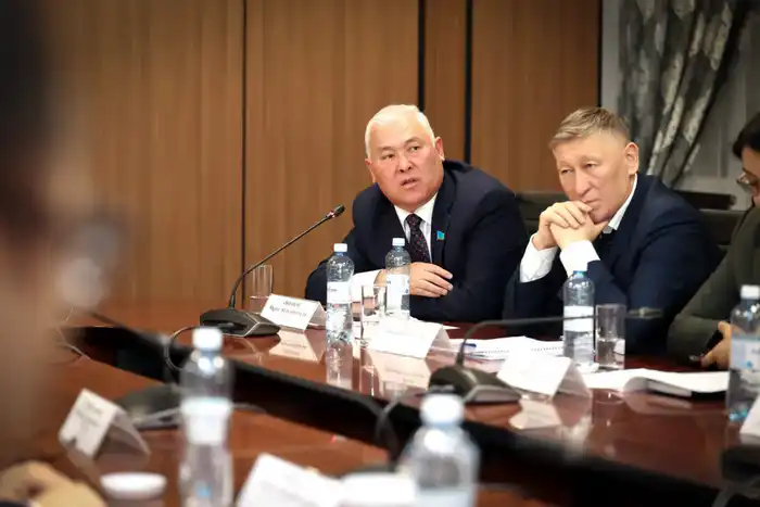 Первое заседание Общественного совета: акцент на защиту прав детей и взаимодействие с гражданским обществом Актобе