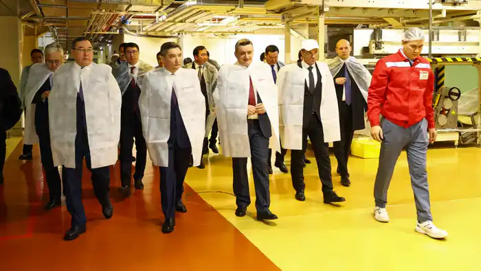 Премьер-министр Олжас Бектенов ознакомился с инвестиционными проектами в Алматинской области Актобе