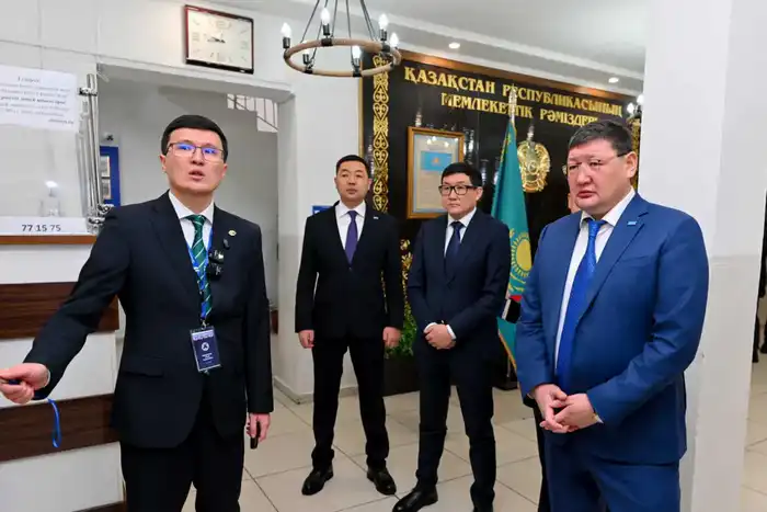 Аким области посетил лицей для одаренных детей в Семее Актобе