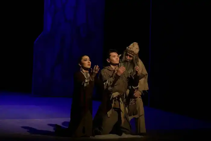 Спектакль «Еңлік – Кебек»: 100 лет в одном вечере! Актобе