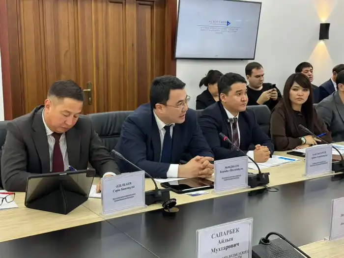 Обсуждение новых экологических стандартов охраны атмосферного воздуха в Жетысуском районе Алматы Актобе