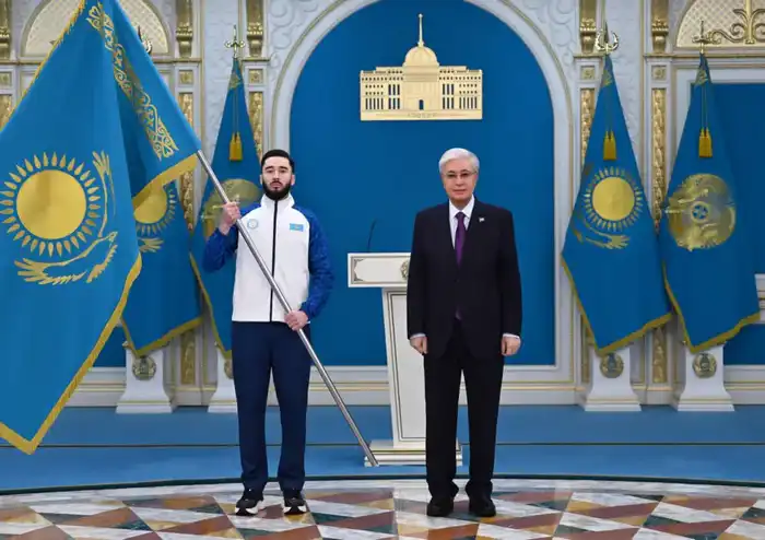 Президент отметил, что наши спортсмены достойно выступают и поднимаются на пьедестал почета на многочисленных соревнованиях (6)