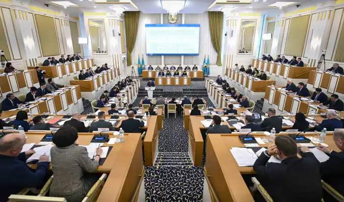 Комиссия по Конституционной реформе представила проект новой редакции Основного Закона (2)