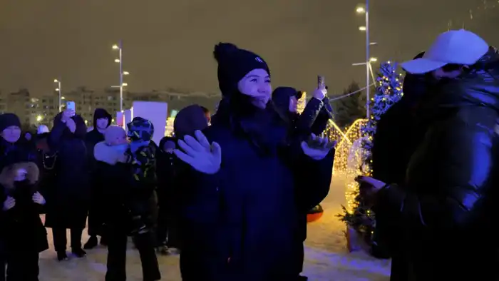 Новогодние концерты в столице: празднование, объединяющее жителей и гостей города Актобе